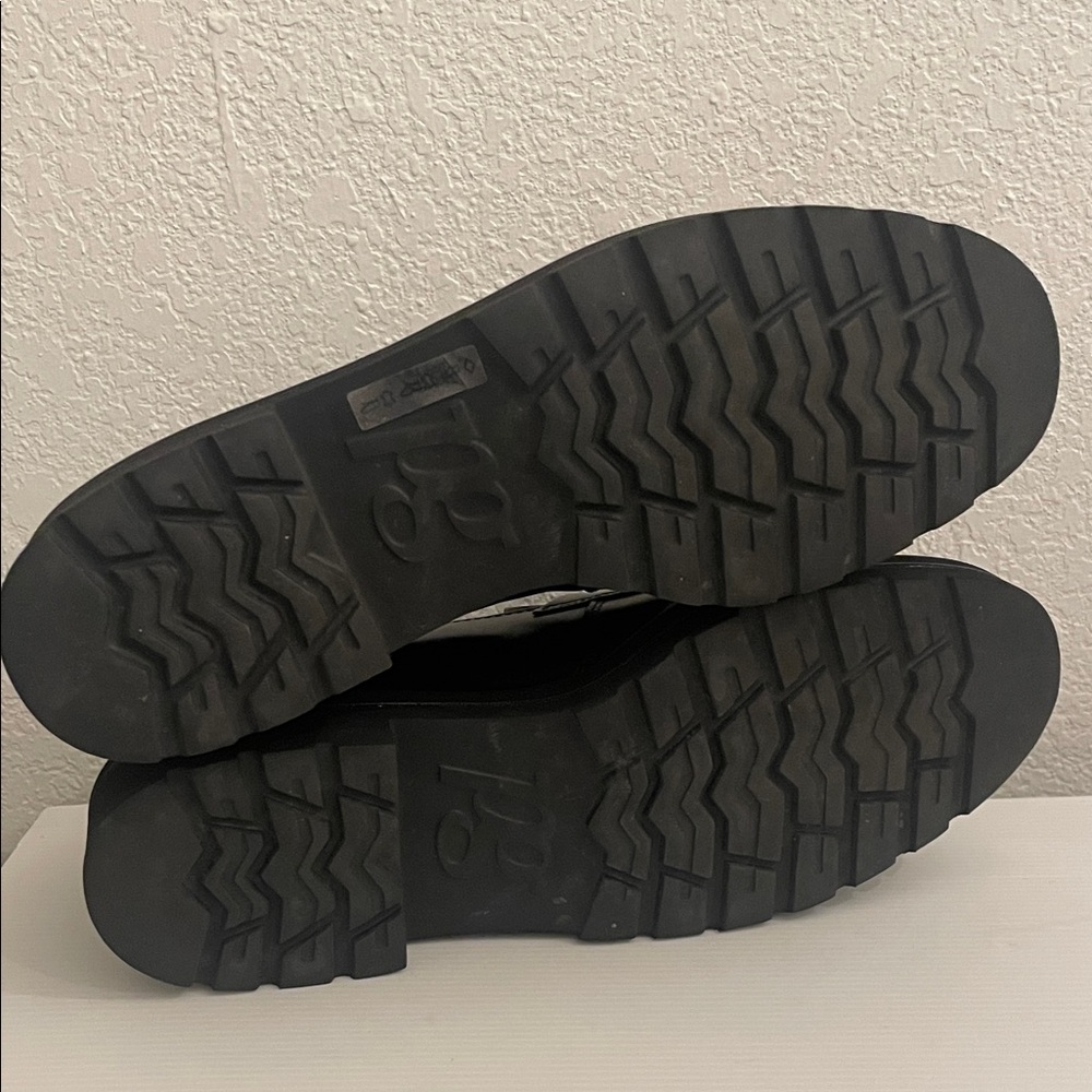 Paul Green Women’s Black Loafers - Picture 11 of 14
